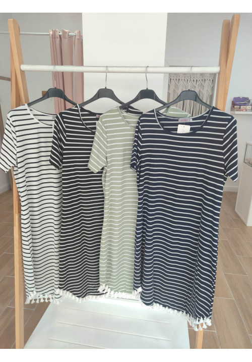 vestido rayas y flecos