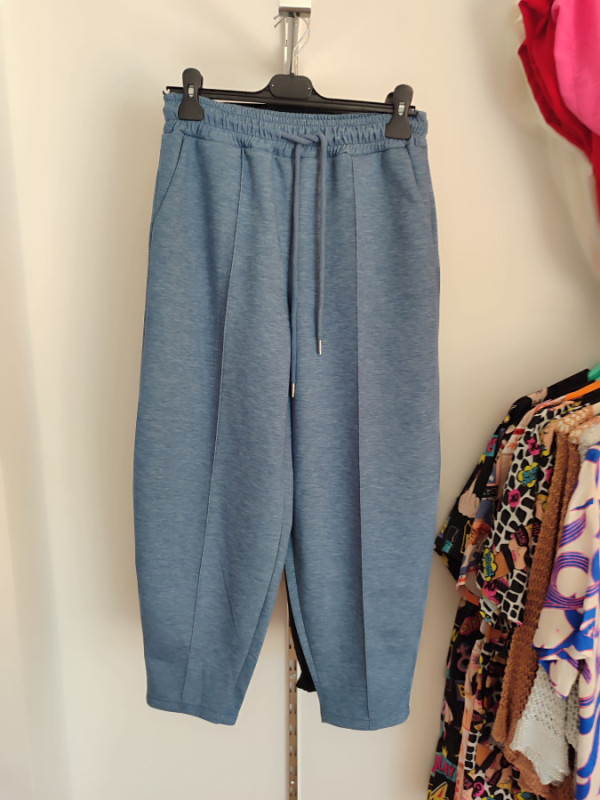 Pantalón Zara