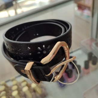 Cinturon perforado flores