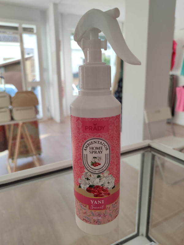 AMBIENTADOR YANI swett