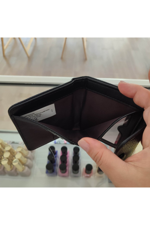 Cartera pequeña solapa